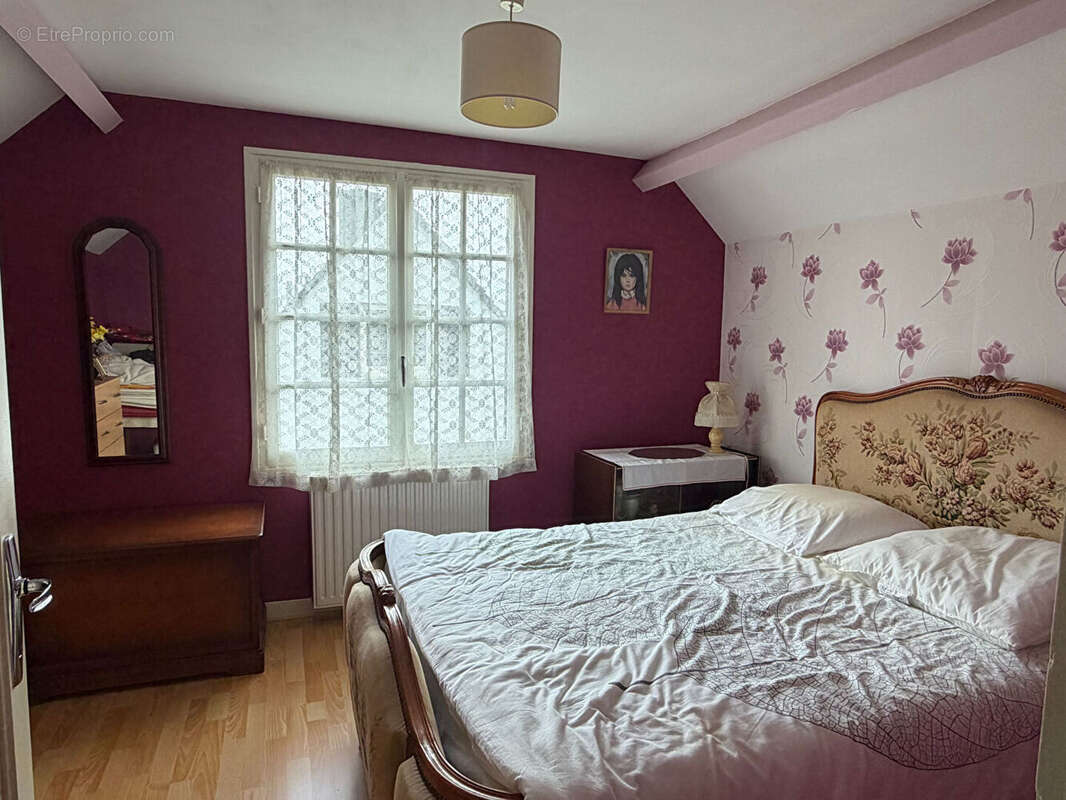 Maison à SAINT-PIERRE-DES-FLEURS