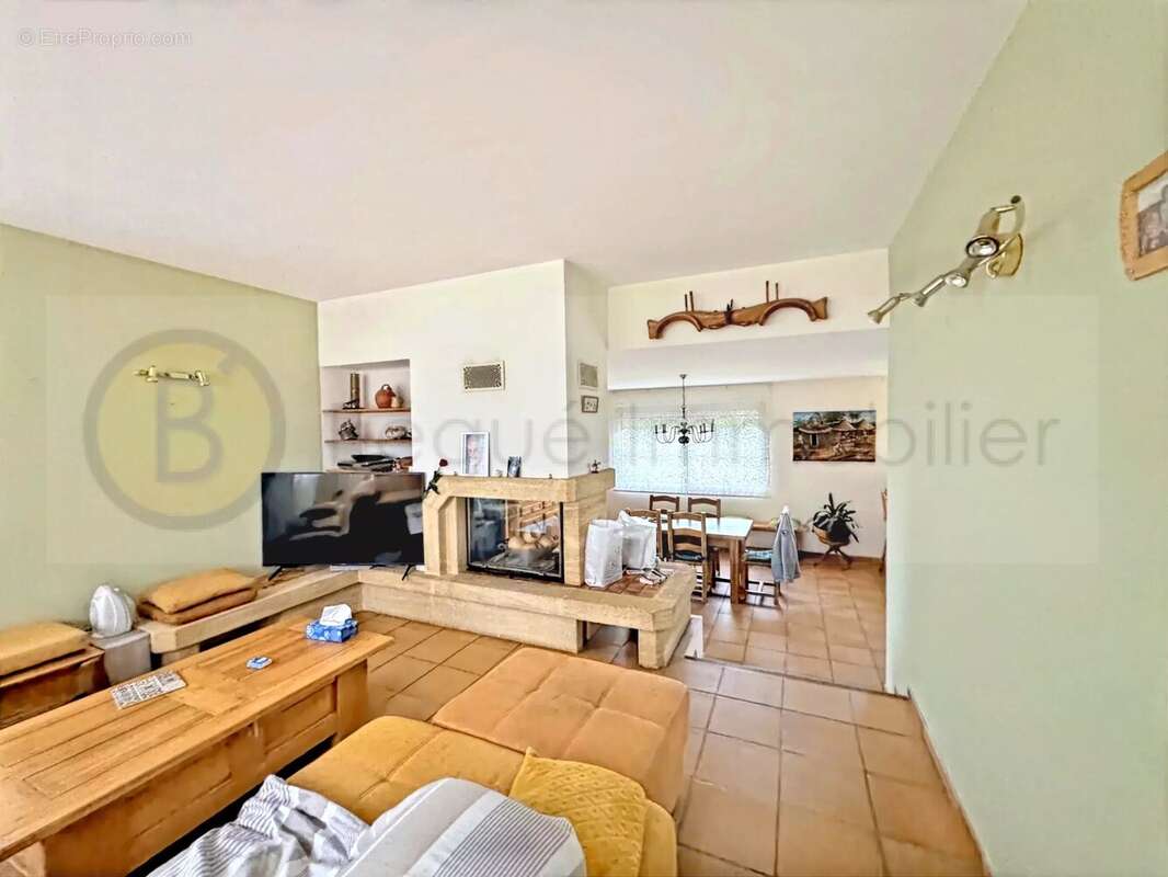 Maison à FONTENILLES