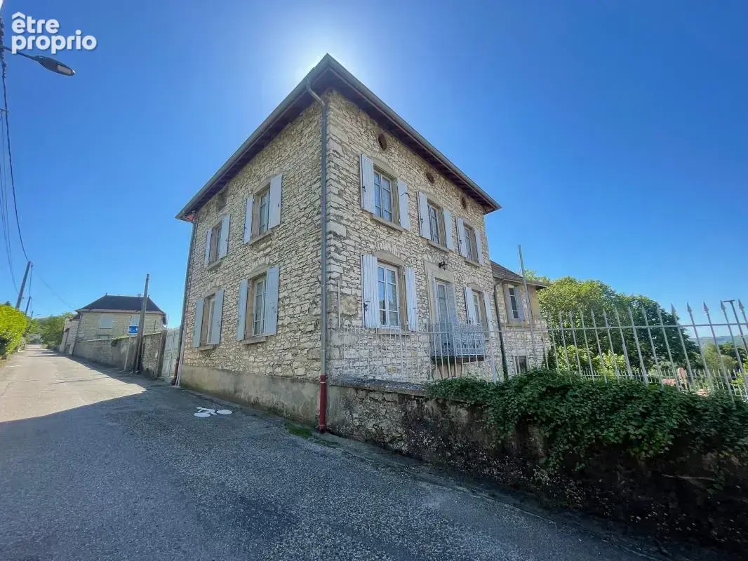 Propriété 183m2 avec dépendances - Terrain de 834m2 - photo 2