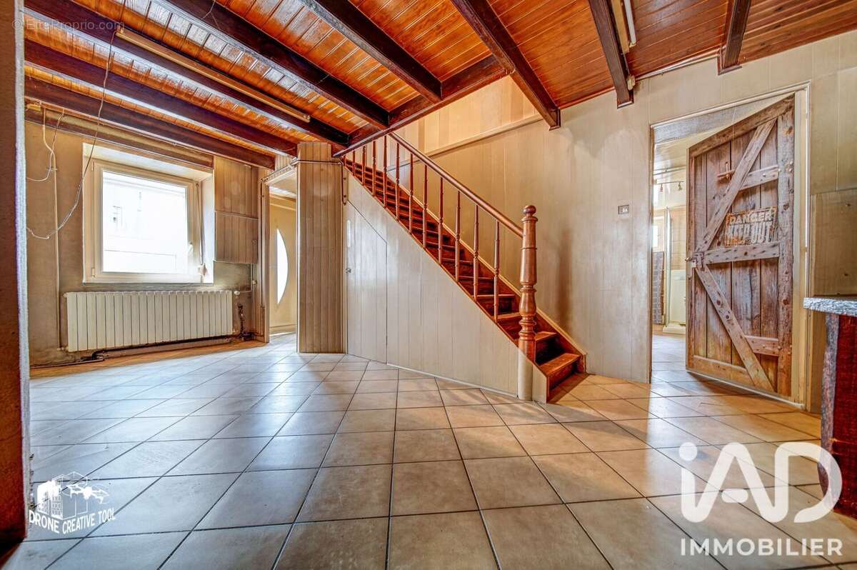 Maison 102 m² à Puttelange-Les-Thionville  - photo 6