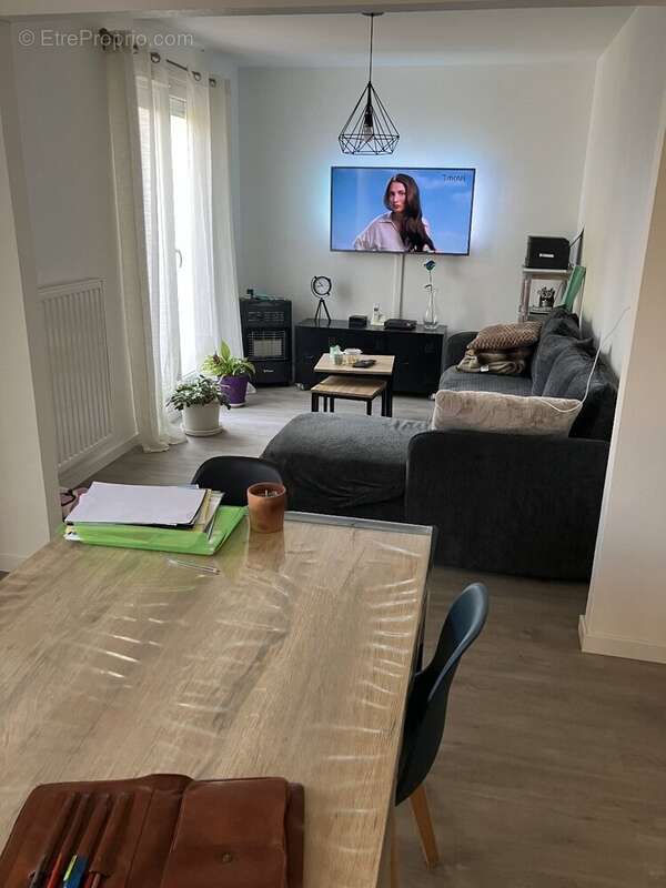 Calme et tranquillité pour cette maison à visiter ABSOLUMENT !!!!!!!!!! - photo 2