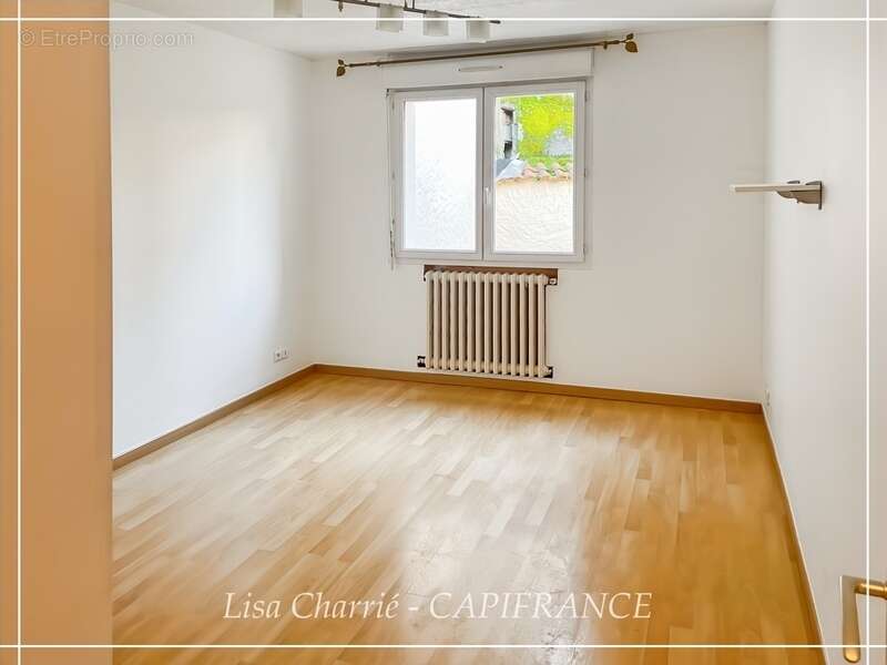 Appartement à VIC-FEZENSAC