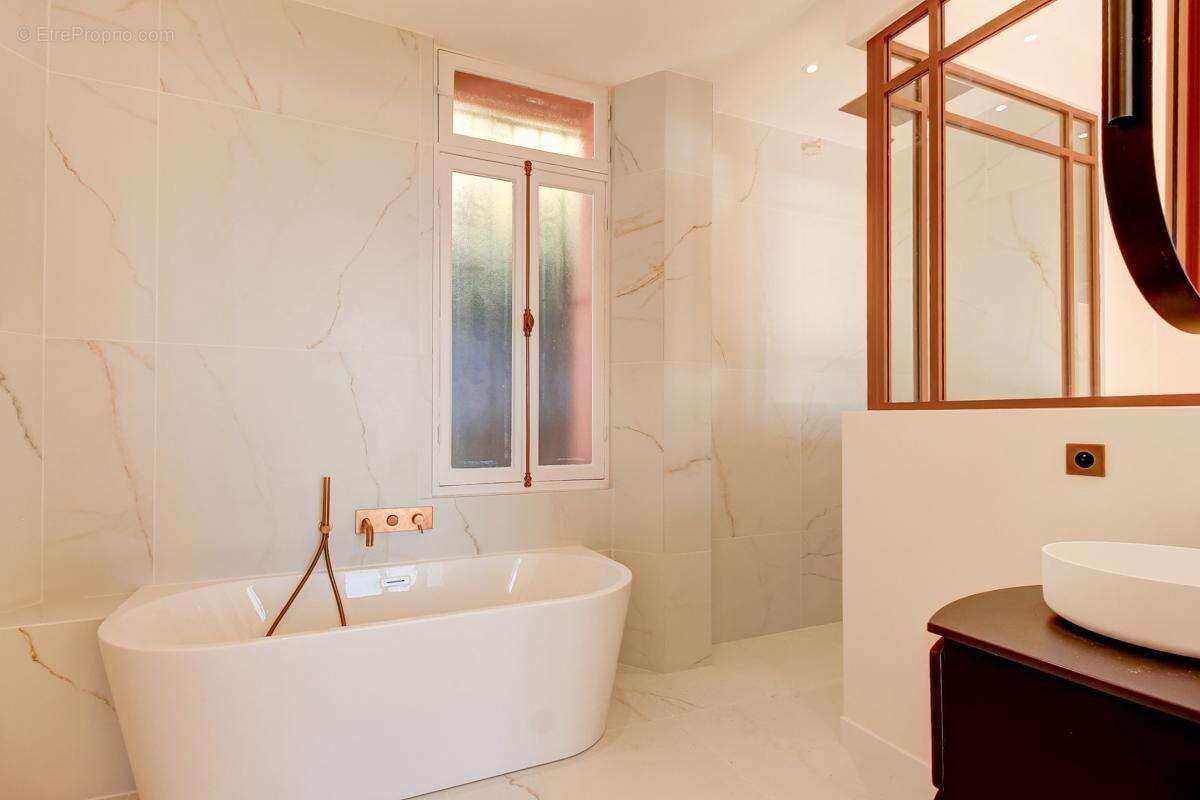 Appartement à BEAULIEU-SUR-MER