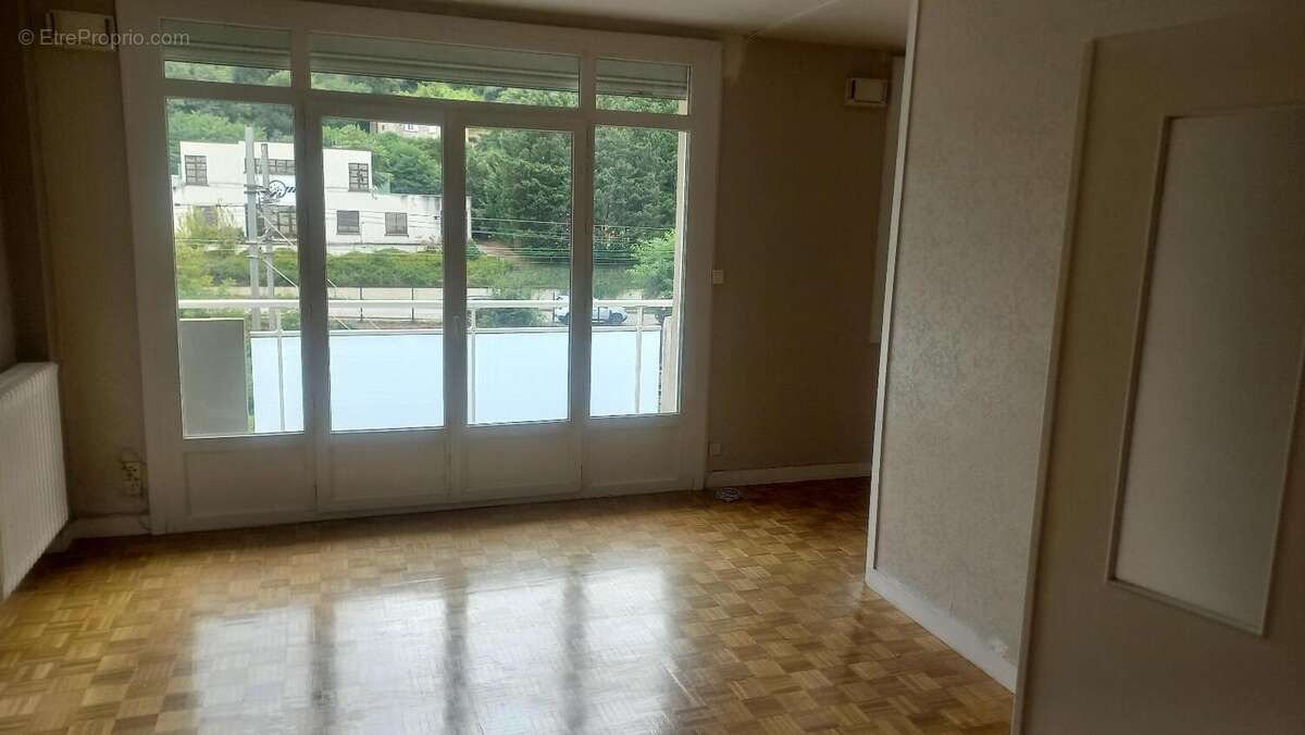   - Appartement à VIENNE