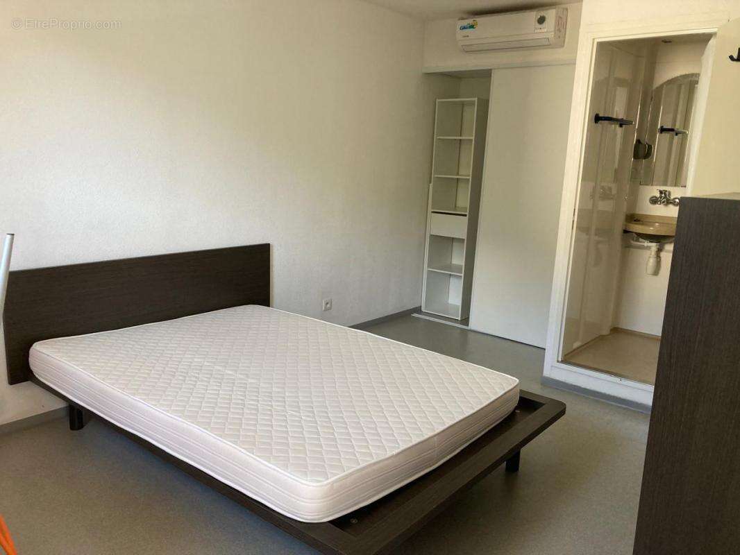 Appartement à CORTE