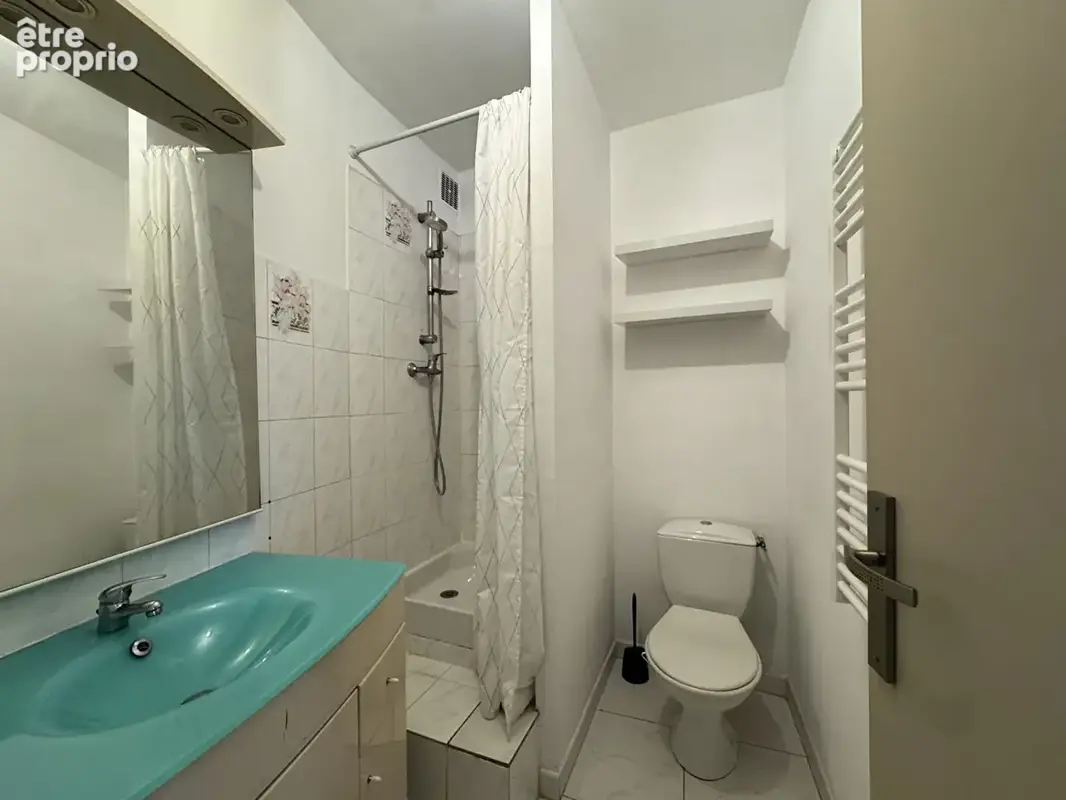 Joli appartement T2 lumineux en plein coeur du village - photo 4