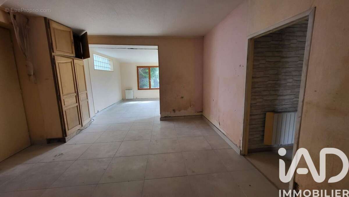 Photo 8 - Maison à VILLE-LANGY