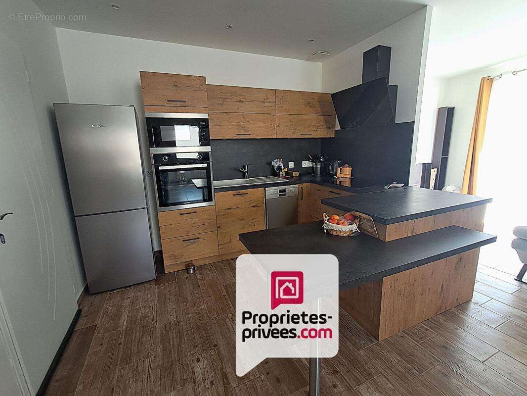 Maison contemporaine  tres recente 98 m2 3 chambres intra muros fontenay le comte - photo 5