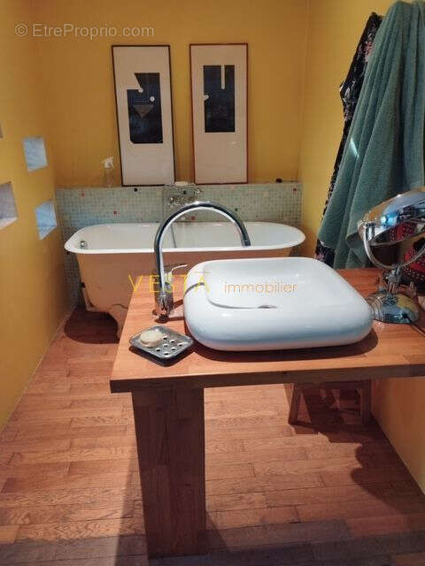 Commerce à MONTREUIL