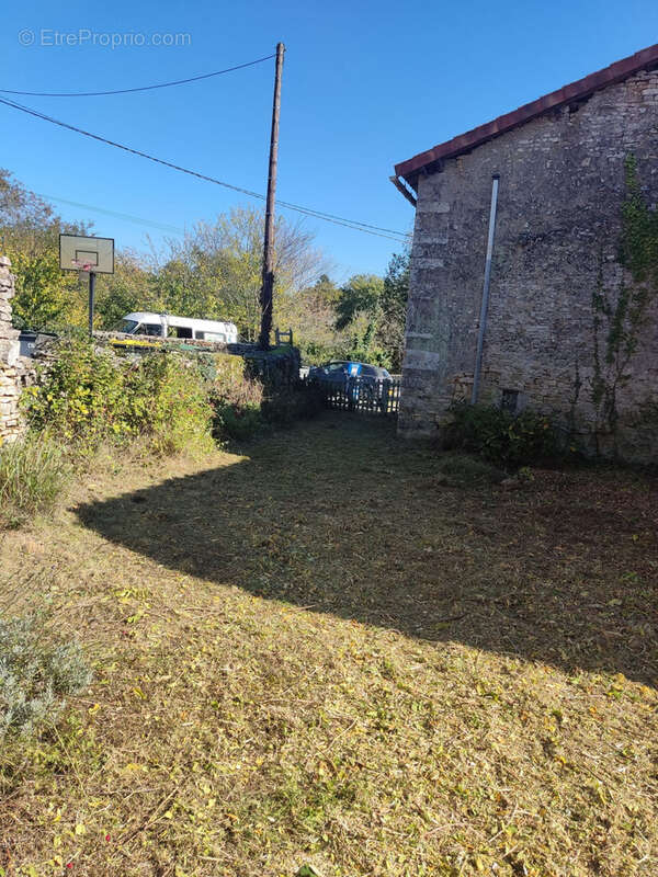 Maison à SAINT-CLAUD