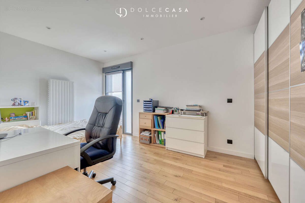 Maison à BRY-SUR-MARNE