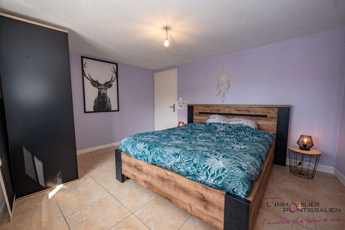 Appartement - 89 m2 - 4 pièces à LABERGEMENT SAINTE MARIE - photo 4