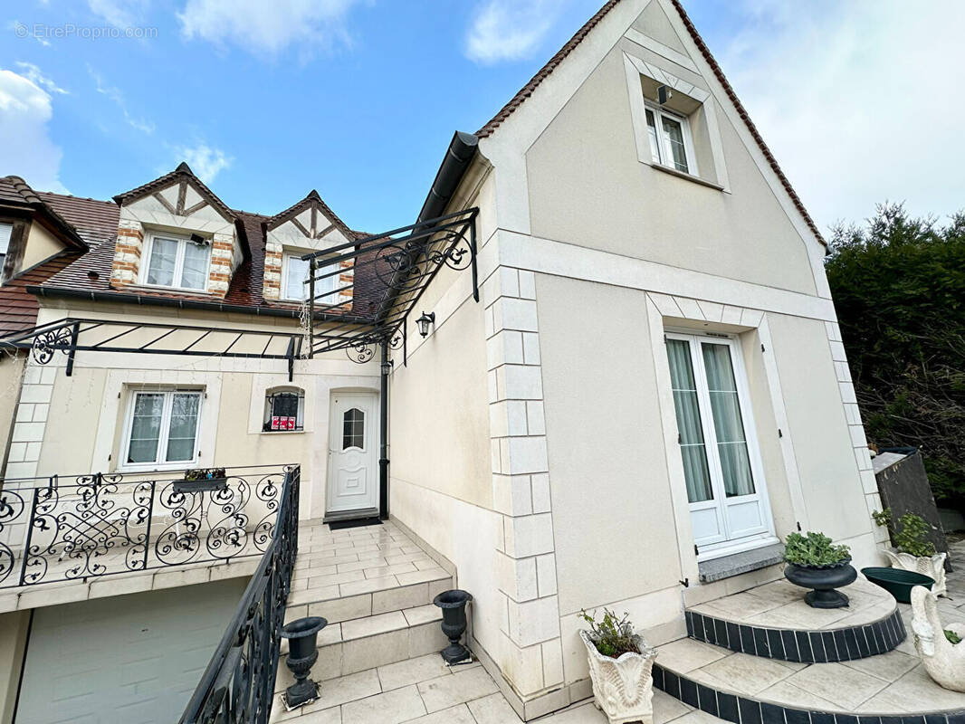 Maison à ARNOUVILLE-LES-GONESSE