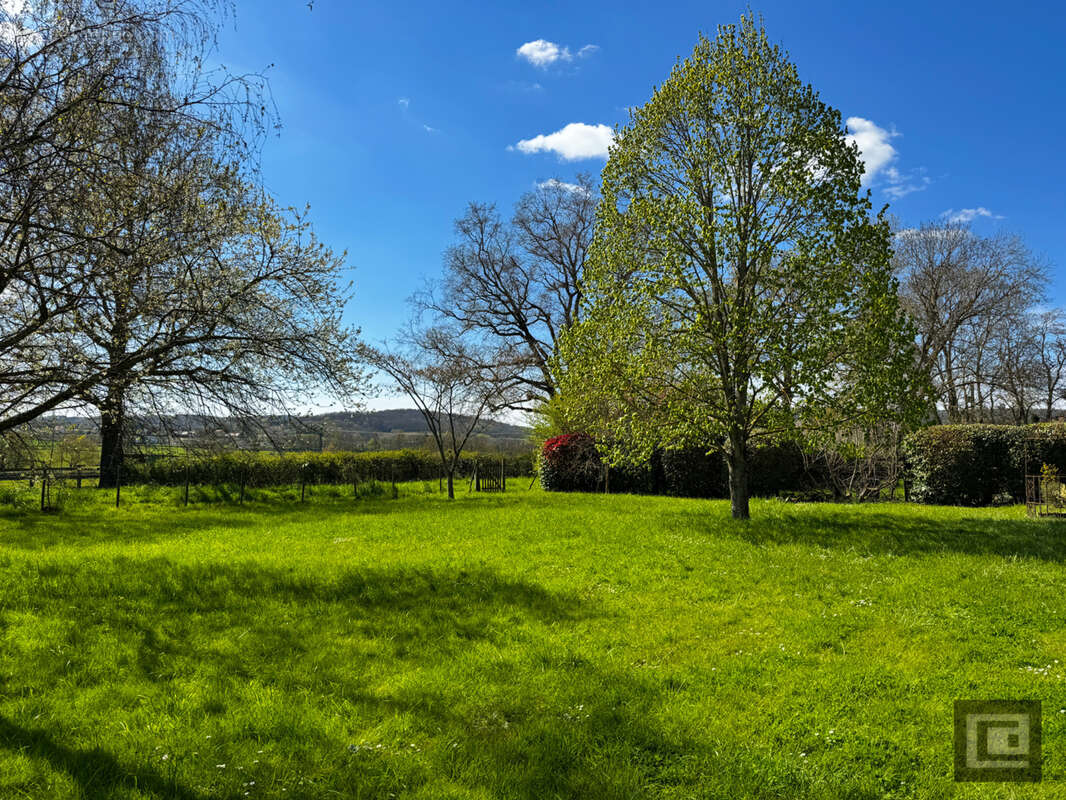 Maison à SAINT-GENGOUX-LE-NATIONAL