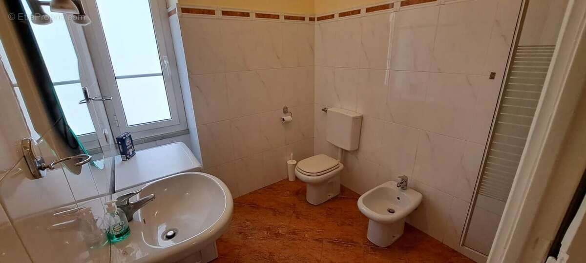 Appartement à MENTON