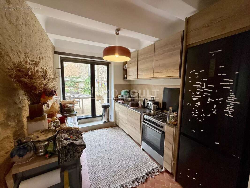 Maison à SAINT-SATURNIN-LES-APT