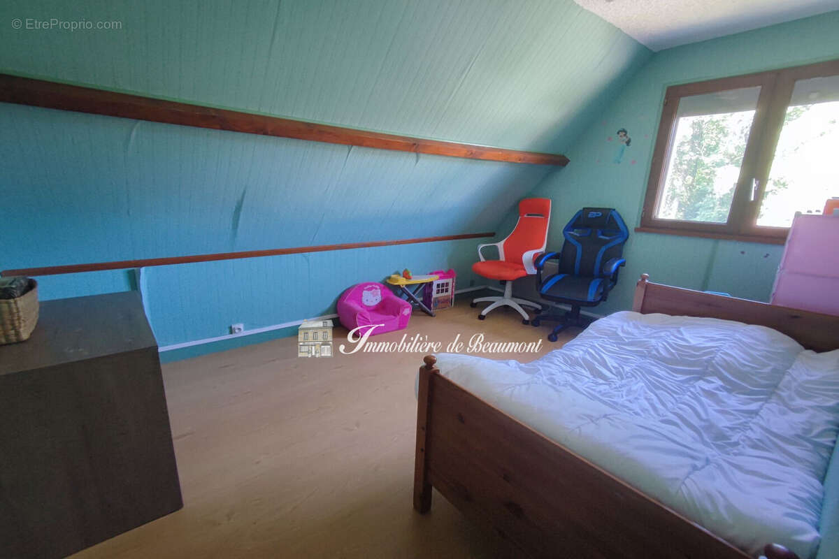Maison 87 m² à Beaumont-Le-Roger  - photo 8