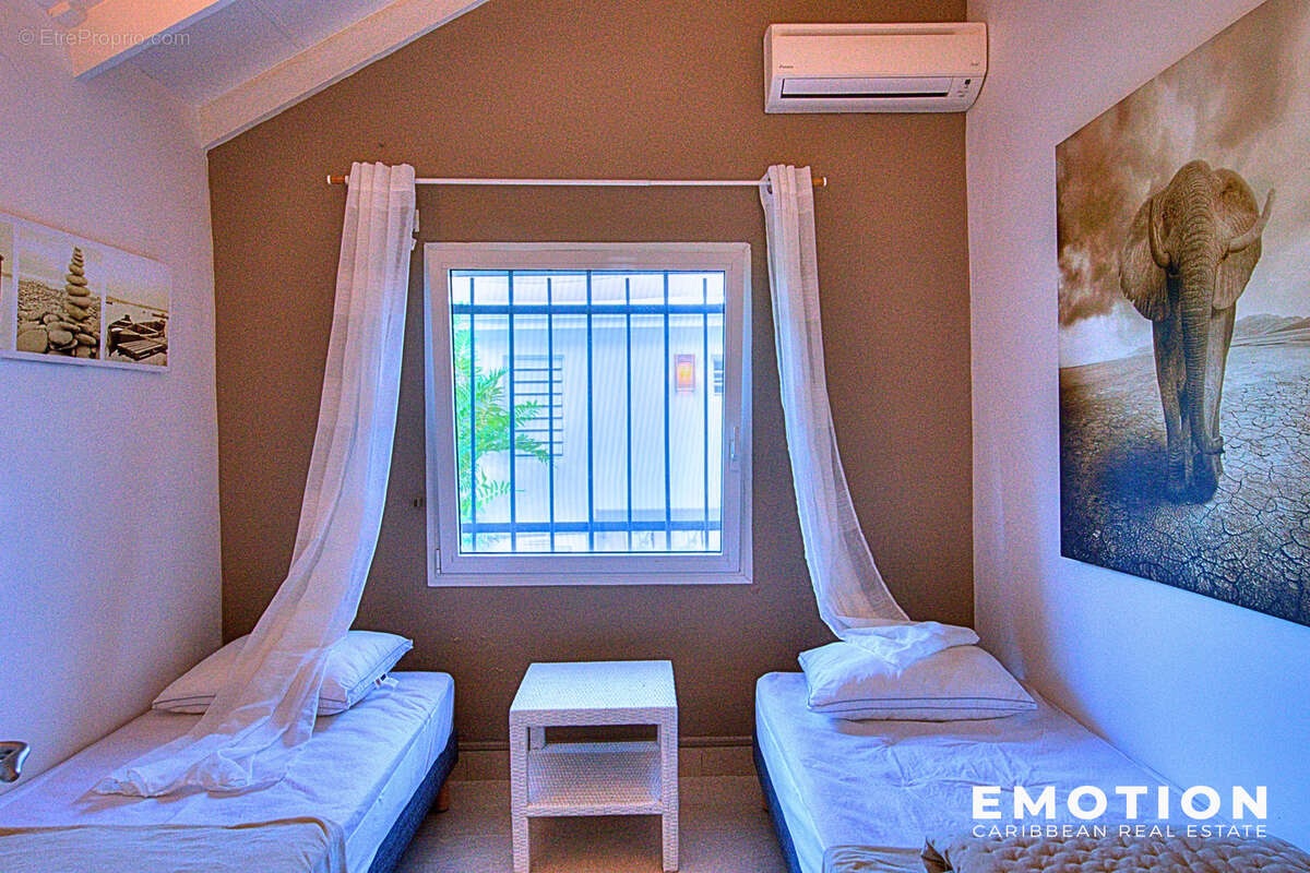 Maison à SAINT-FRANCOIS