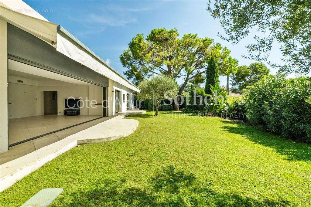 Maison à MOUGINS