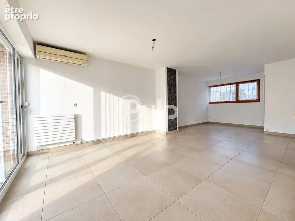 Anzin-Saint-Aubin, Maison familiale aux beaux volumes ! - photo 3