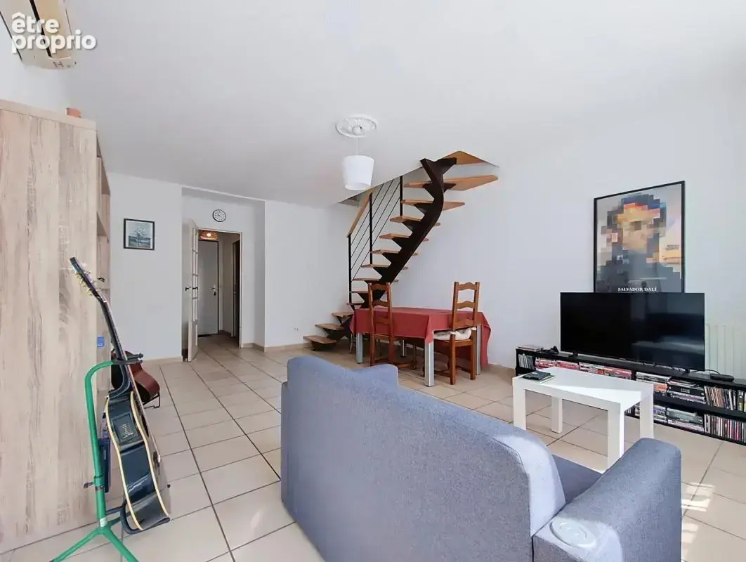 Nîmes centre– appartement 88 m² balcon, parking et ascenseur - photo 2