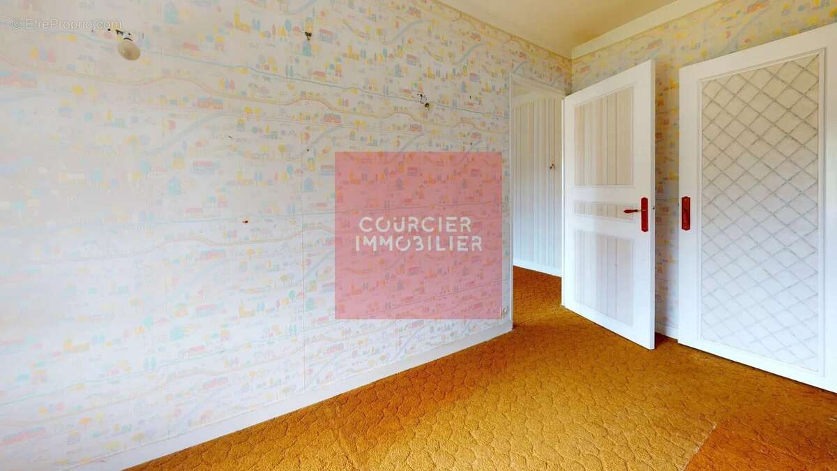 Maison à SAINT-FORGET