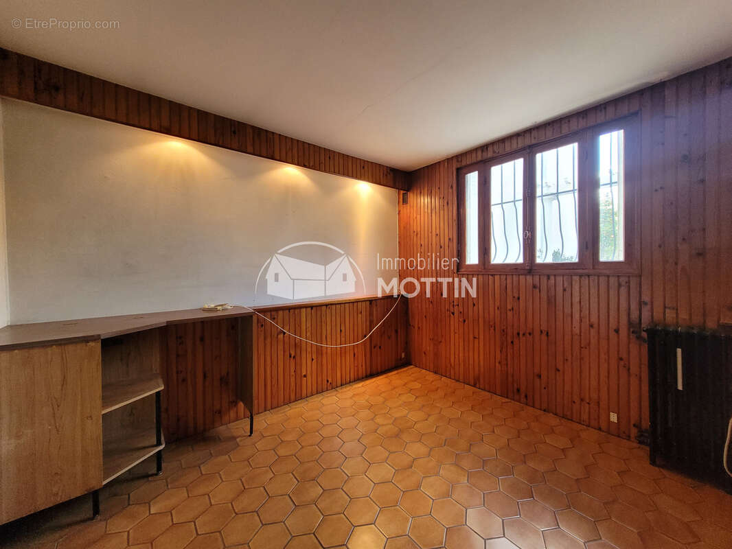 Maison à VITRY-SUR-SEINE
