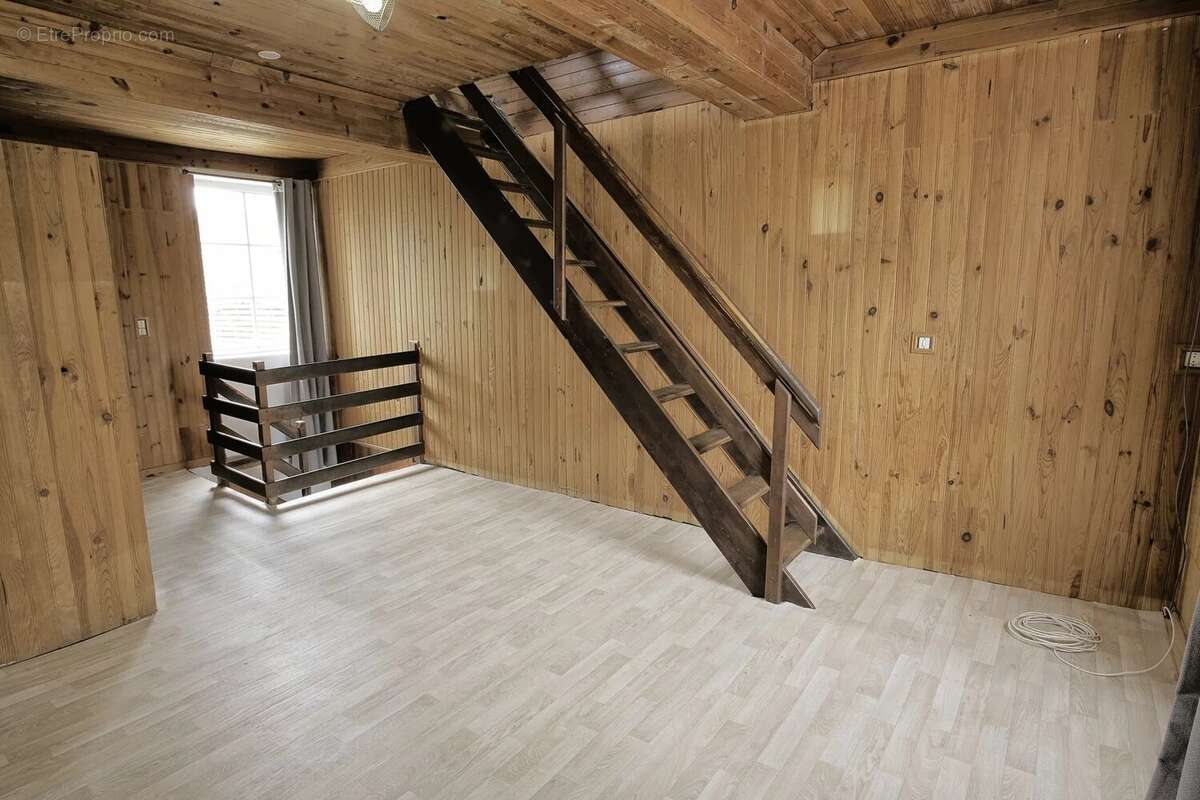 Maison à CRESSERONS