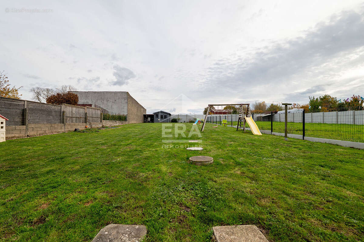 Maison à ROQUETOIRE