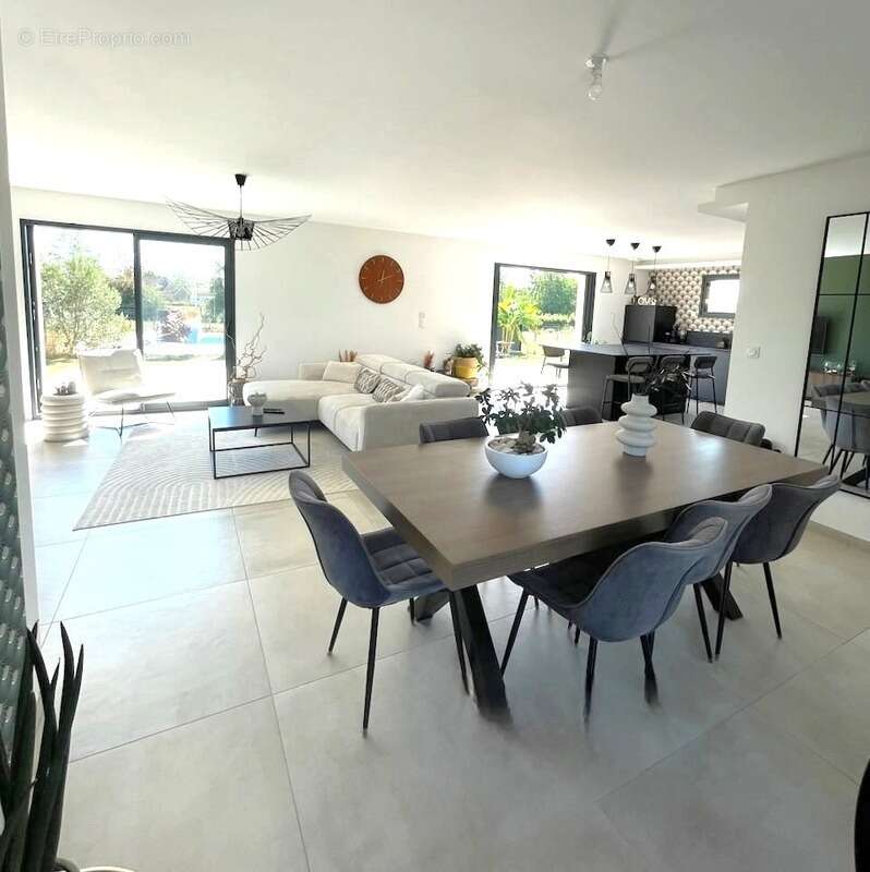 Maison à CRISSEY