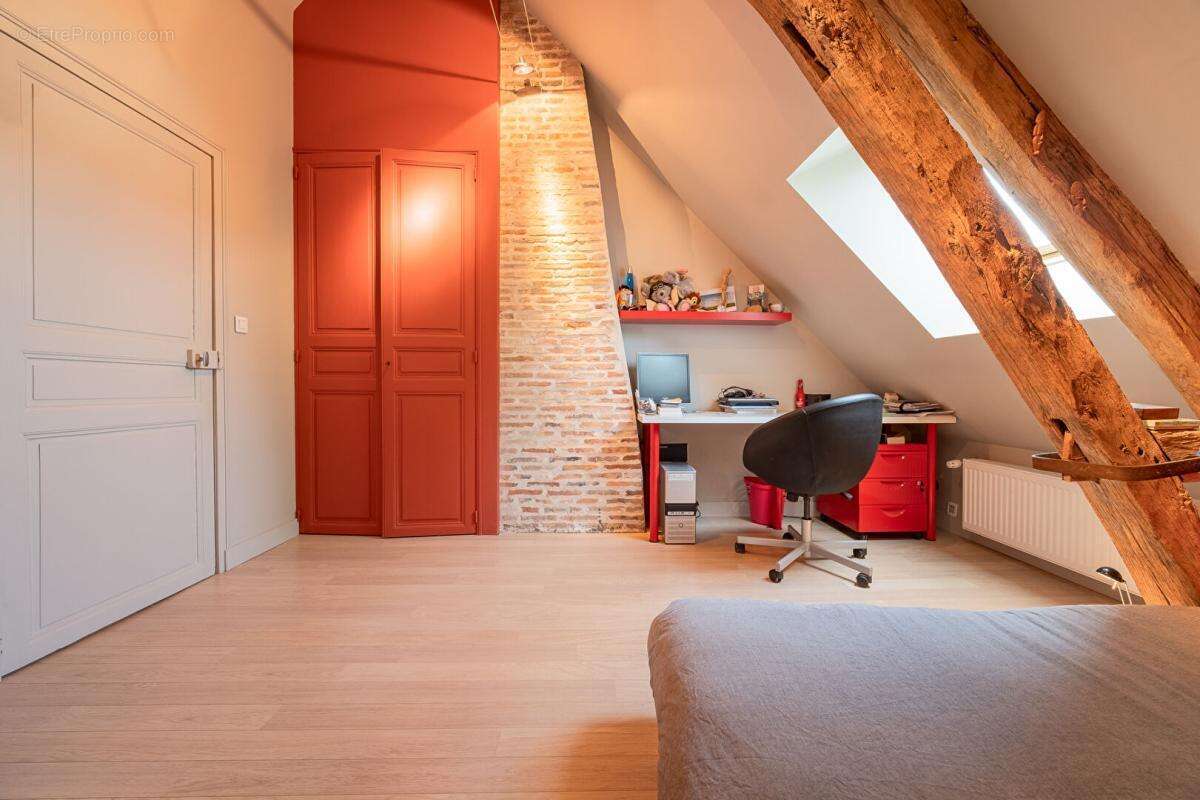 Ensemble immobilier Sézanne 14 pièces 334 m2 - photo 13
