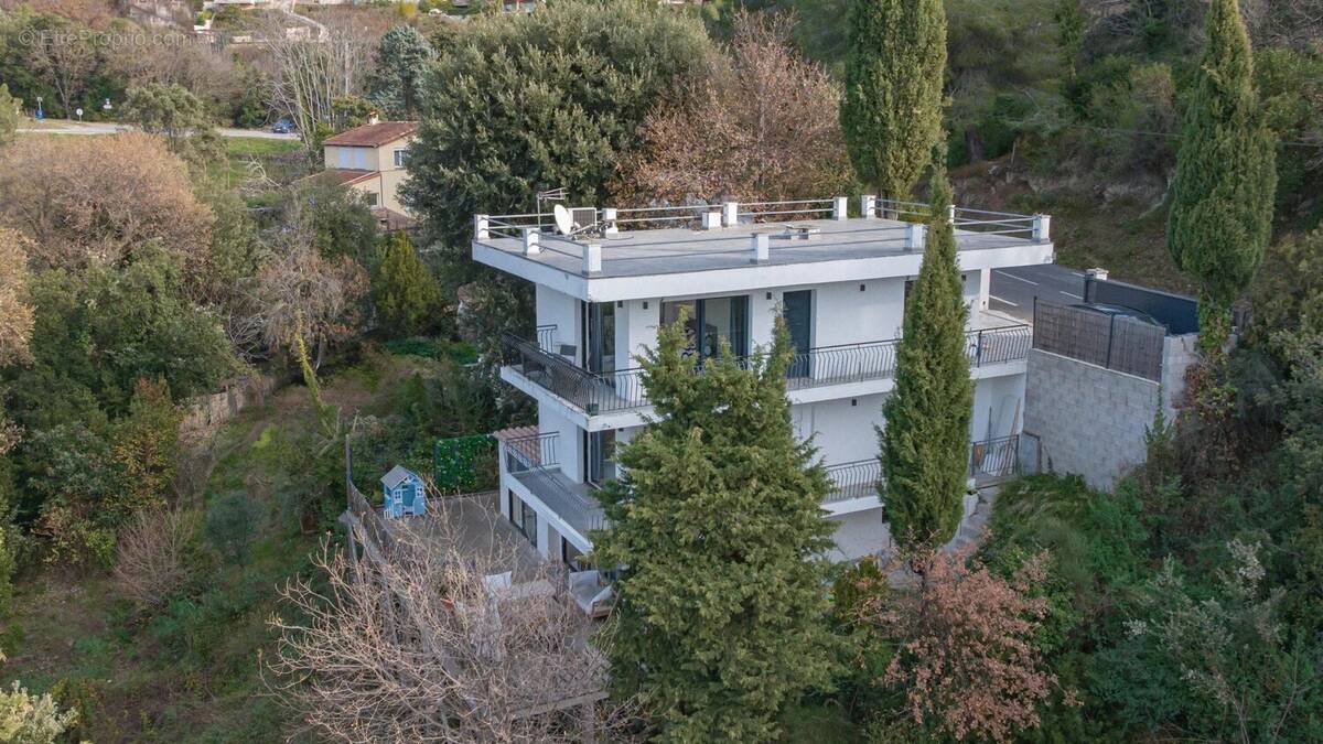 Maison à CAGNES-SUR-MER