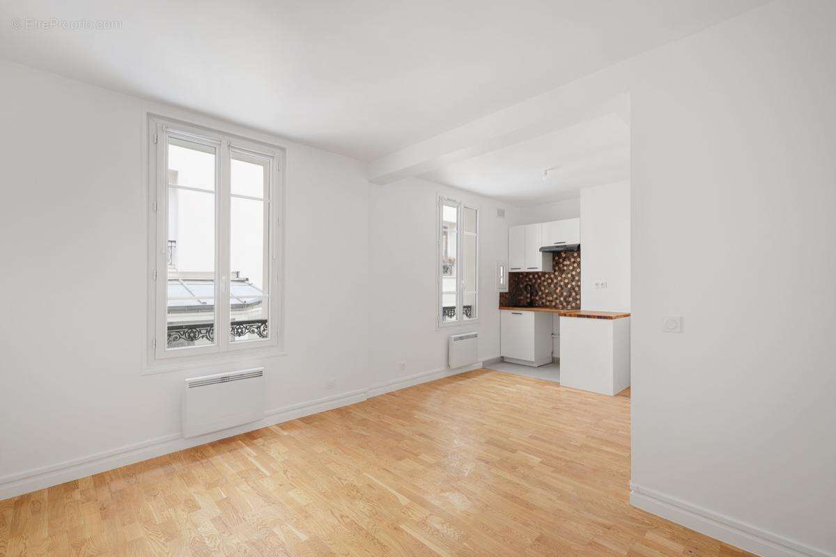 Appartement à PARIS-20E