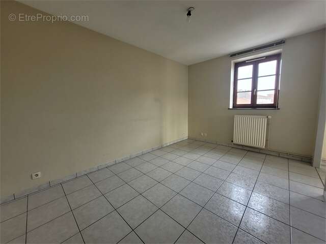 Appartement à SAINT-NICOLAS-DE-PORT