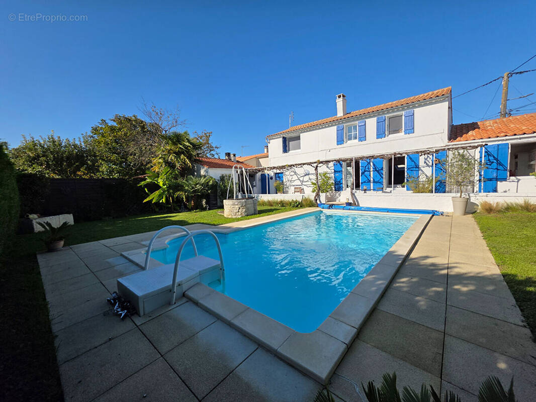 Maison à TONNAY-CHARENTE