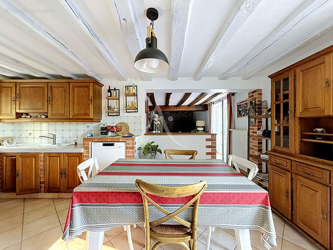 Maison à AVRILLE