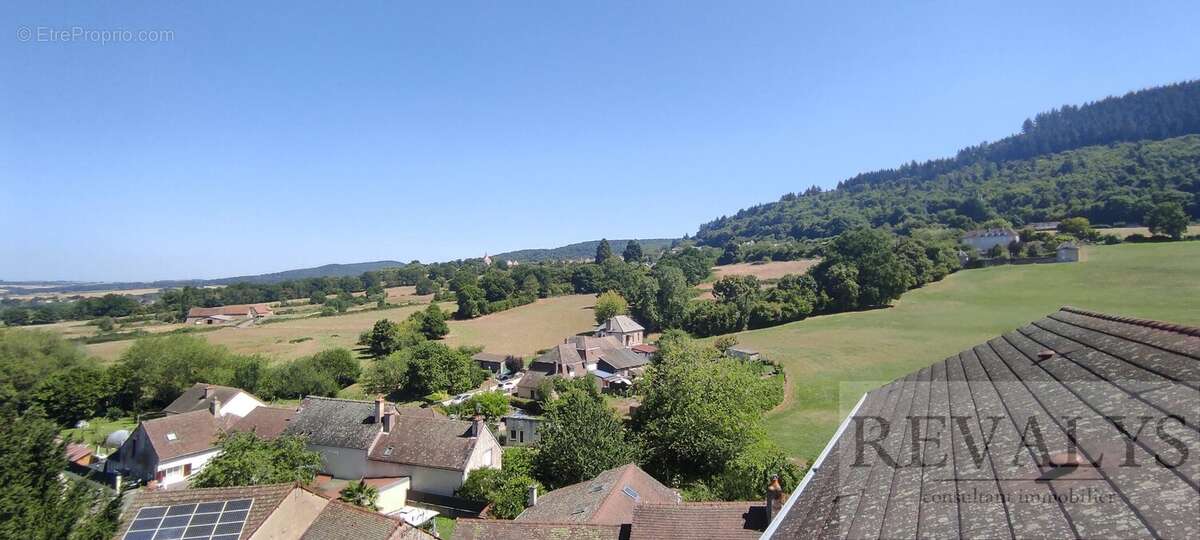 Maison à AUTUN