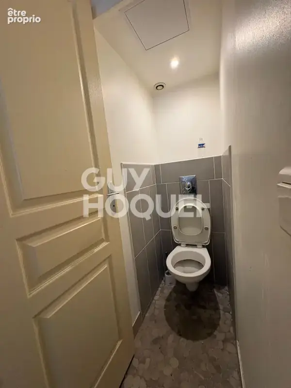 A vendre 3 pièces de 59 m² à Lyon 5 - Vieux Lyon. - photo 4