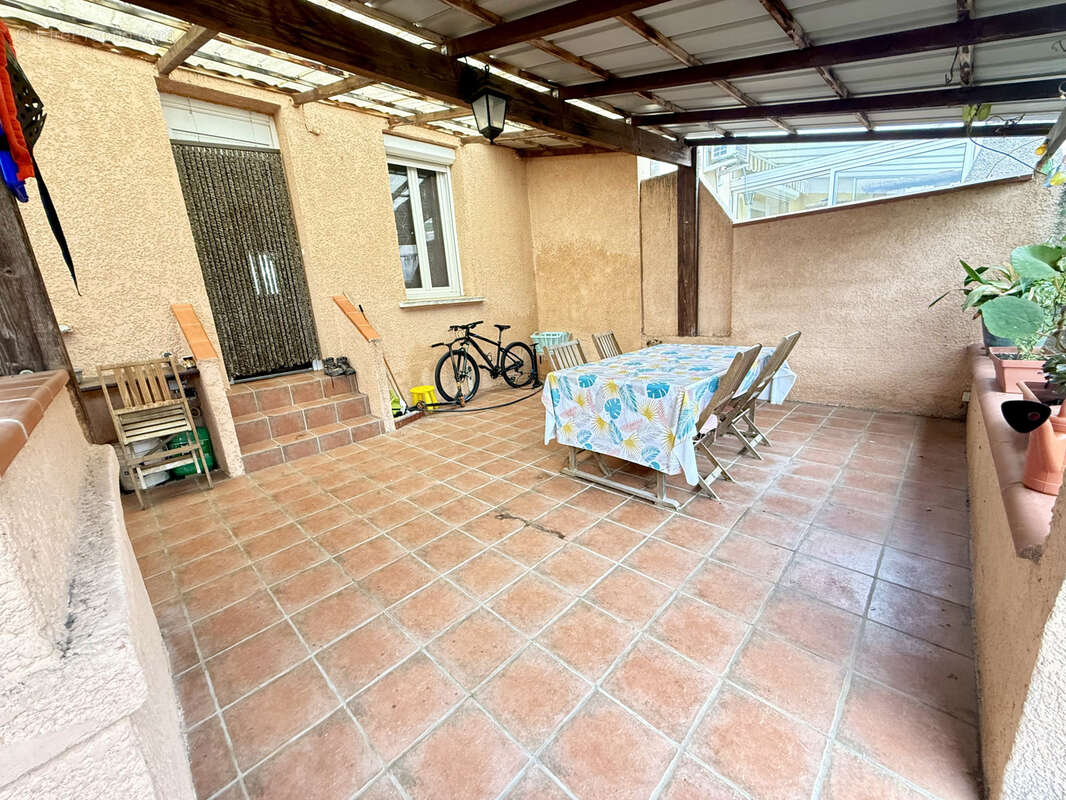 Maison à SAINT-HIPPOLYTE