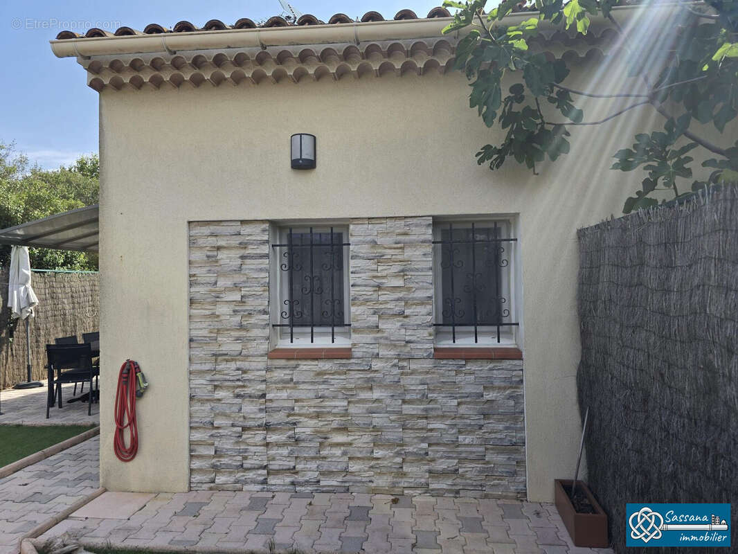 Appartement 41 m² à Six-Fours-Les-Plages  - photo 3
