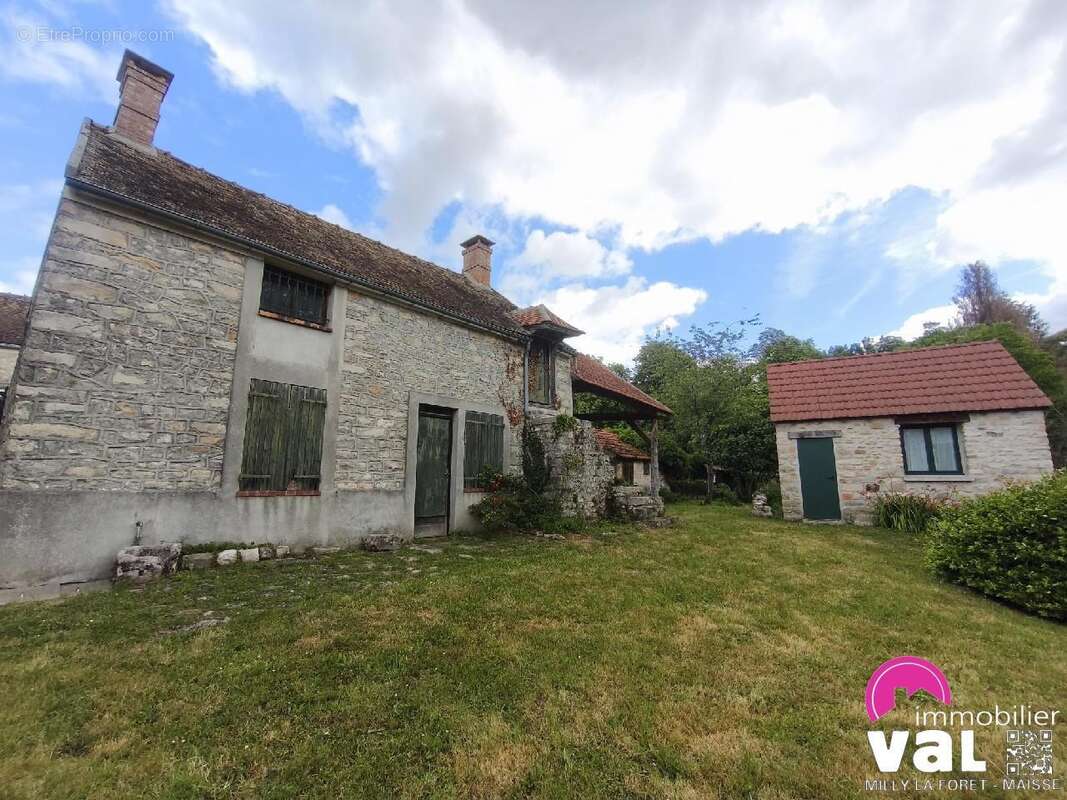 Maison à VAYRES-SUR-ESSONNE