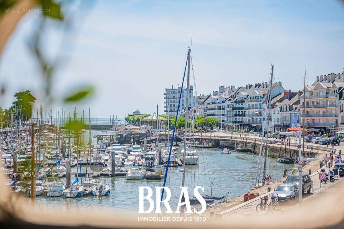 Appartement à LE POULIGUEN