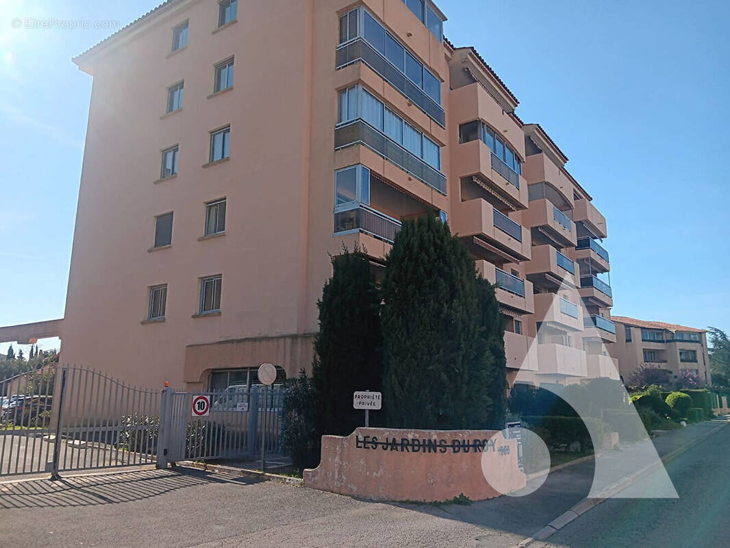 Appartement à FREJUS