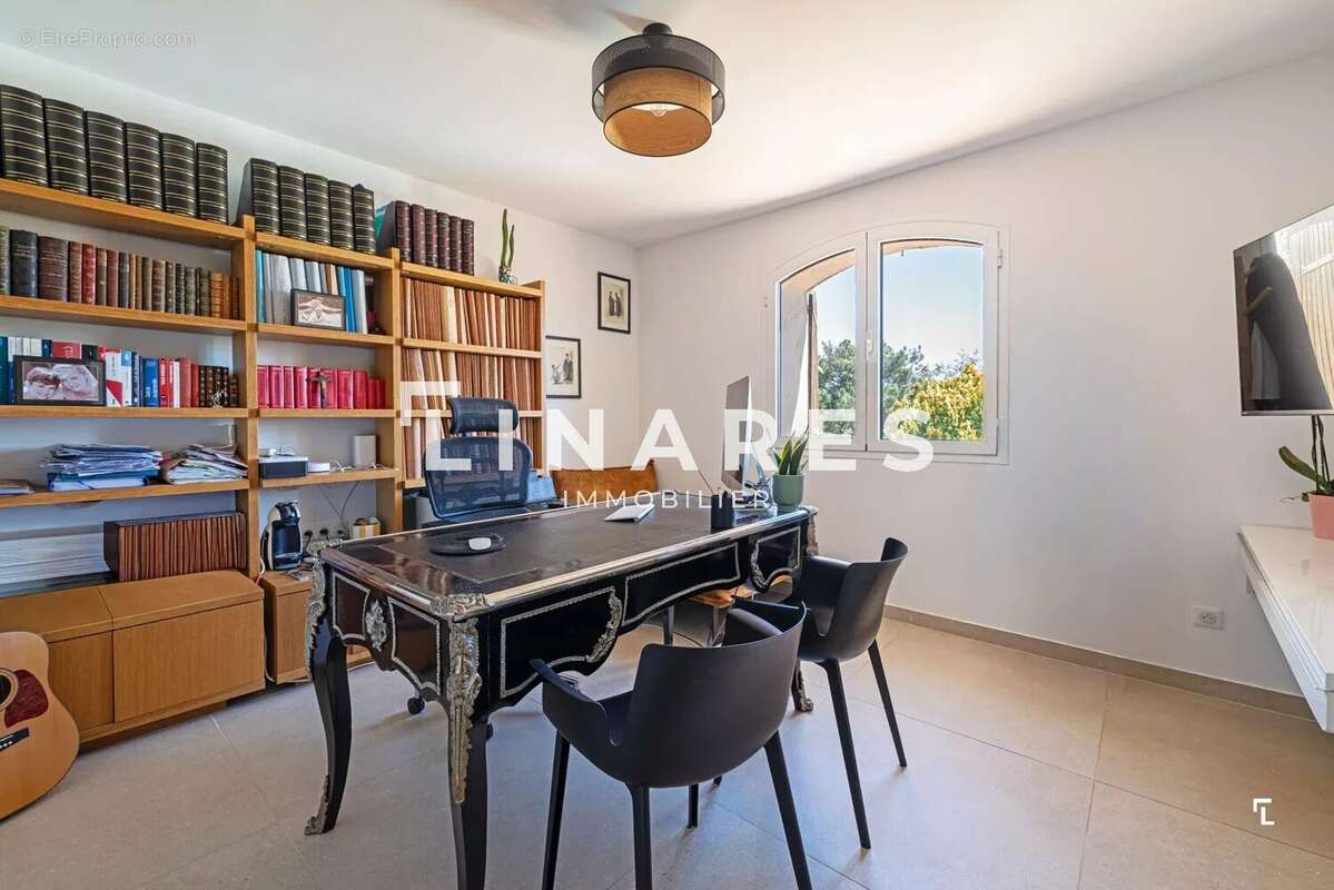 Maison à MARSEILLE-13E