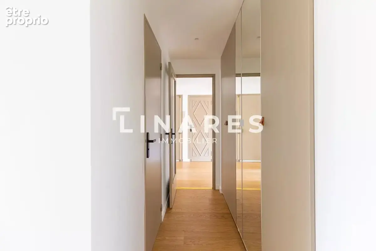 LE ST JEAN - Appartement T3/4 de 79m2 - Garage - Cave - 13100 AIX EN PROVENCE - photo 10