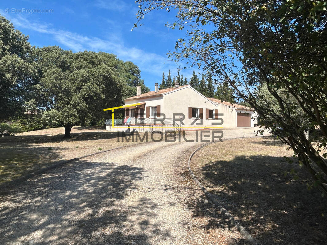 Maison à GRIGNAN