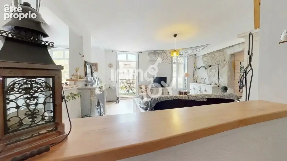 NARBONNE  Appartement T2bis de 77m2  avec vue sur la robine   À 5mns à pied du centre ville. - photo 11
