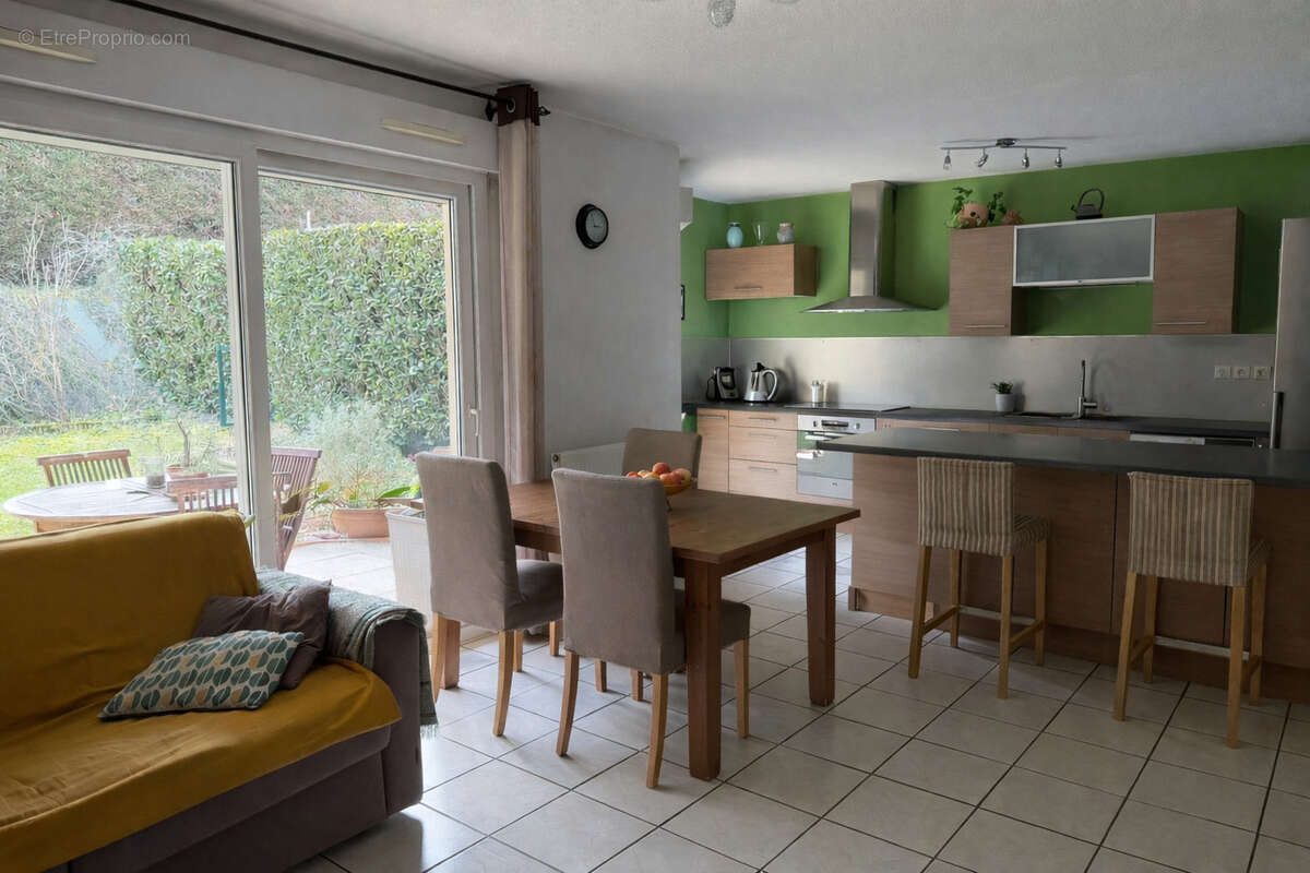 Appartement à FRANCHEVILLE