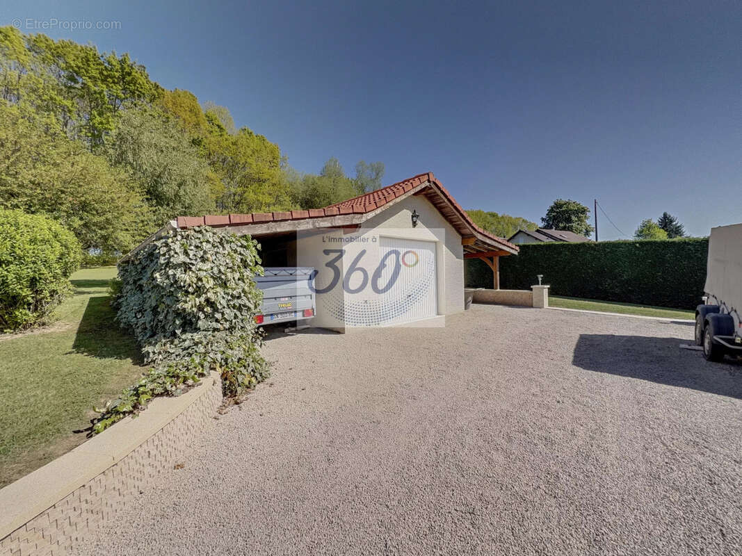 Maison à LOUHANS