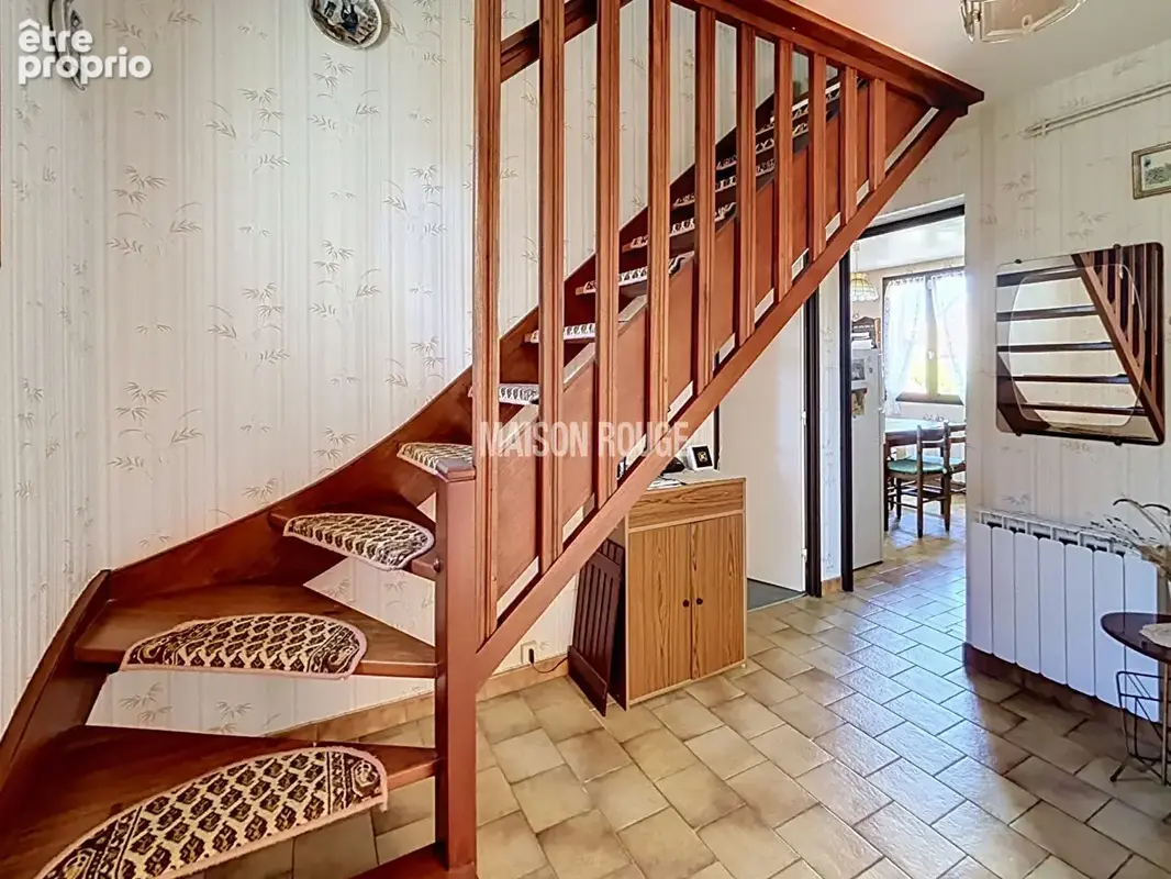 Maison familiale 5 pièces avec chambre au rez-de-chaussée et garage à Pleurtuit proche centre - photo 7
